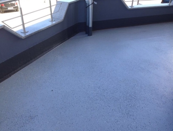 Entwässerungsrinne Edelstahl 1 Meter superflach mit Ablaufstutzen V2A stream